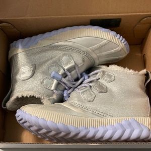 Sorel Frozen Elsa boots